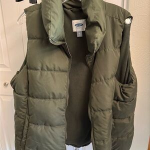 Old Navy Dark Green Puffer Vest